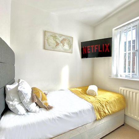 Walsall Group Accommodation Buitenkant foto