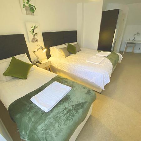 Walsall Group Accommodation Buitenkant foto