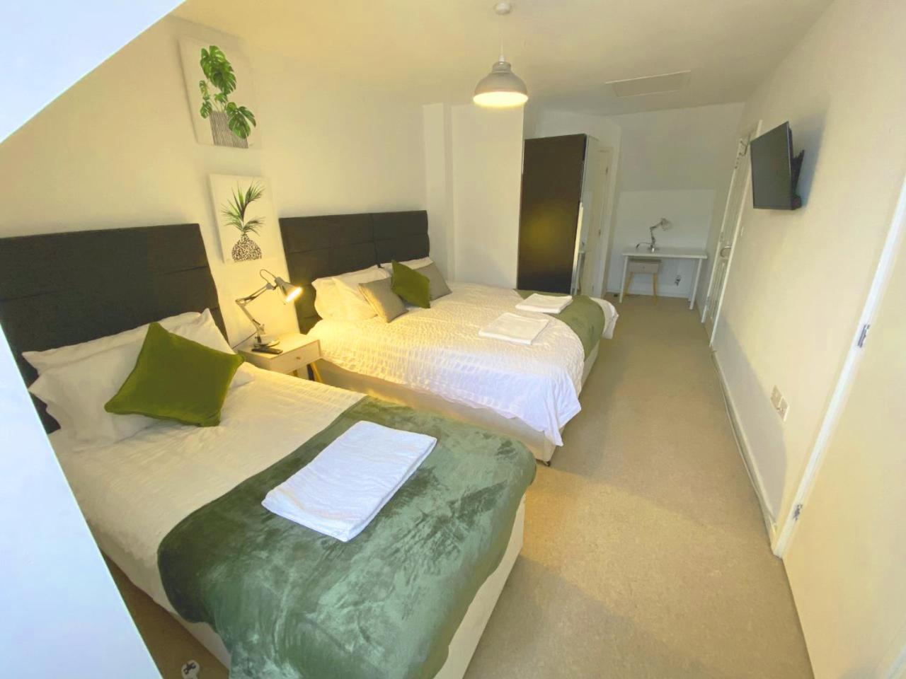 Walsall Group Accommodation Buitenkant foto
