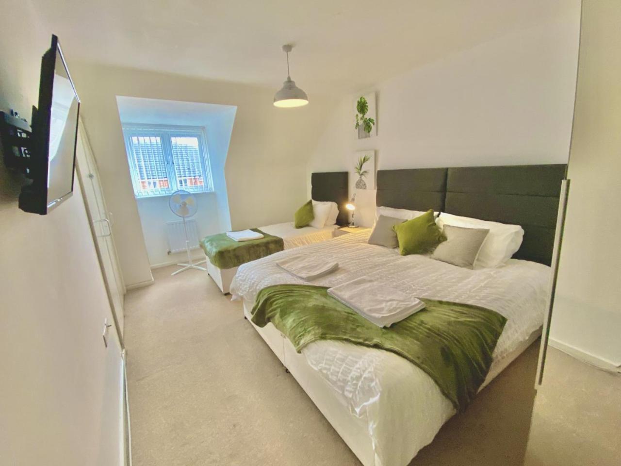 Walsall Group Accommodation Buitenkant foto