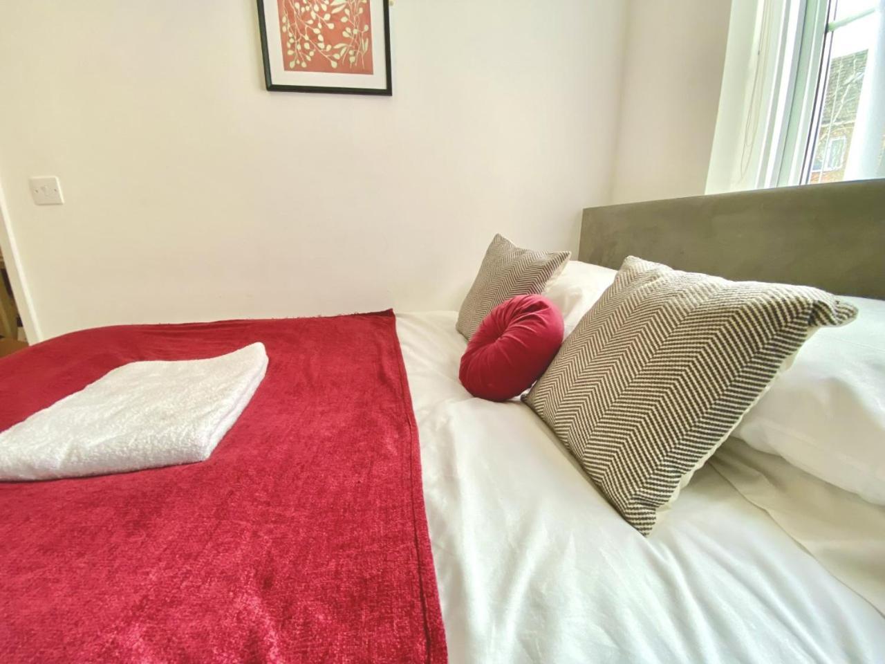 Walsall Group Accommodation Buitenkant foto