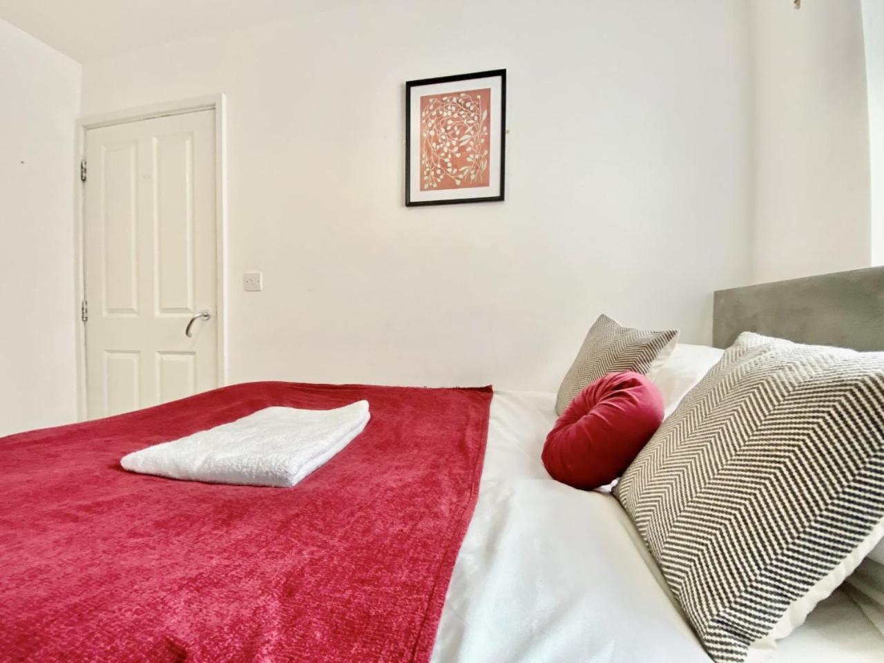 Walsall Group Accommodation Buitenkant foto