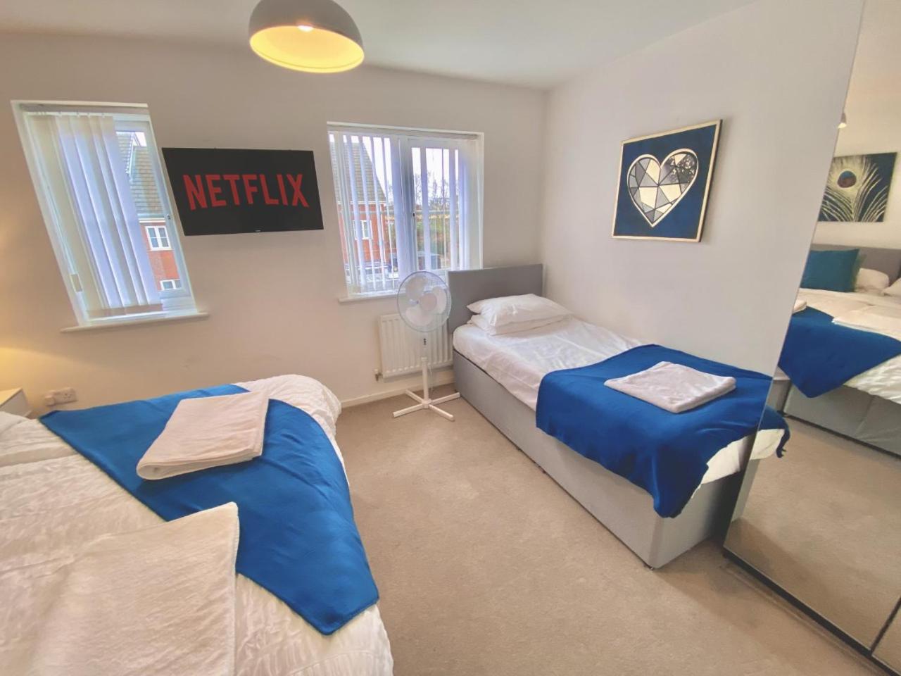 Walsall Group Accommodation Buitenkant foto